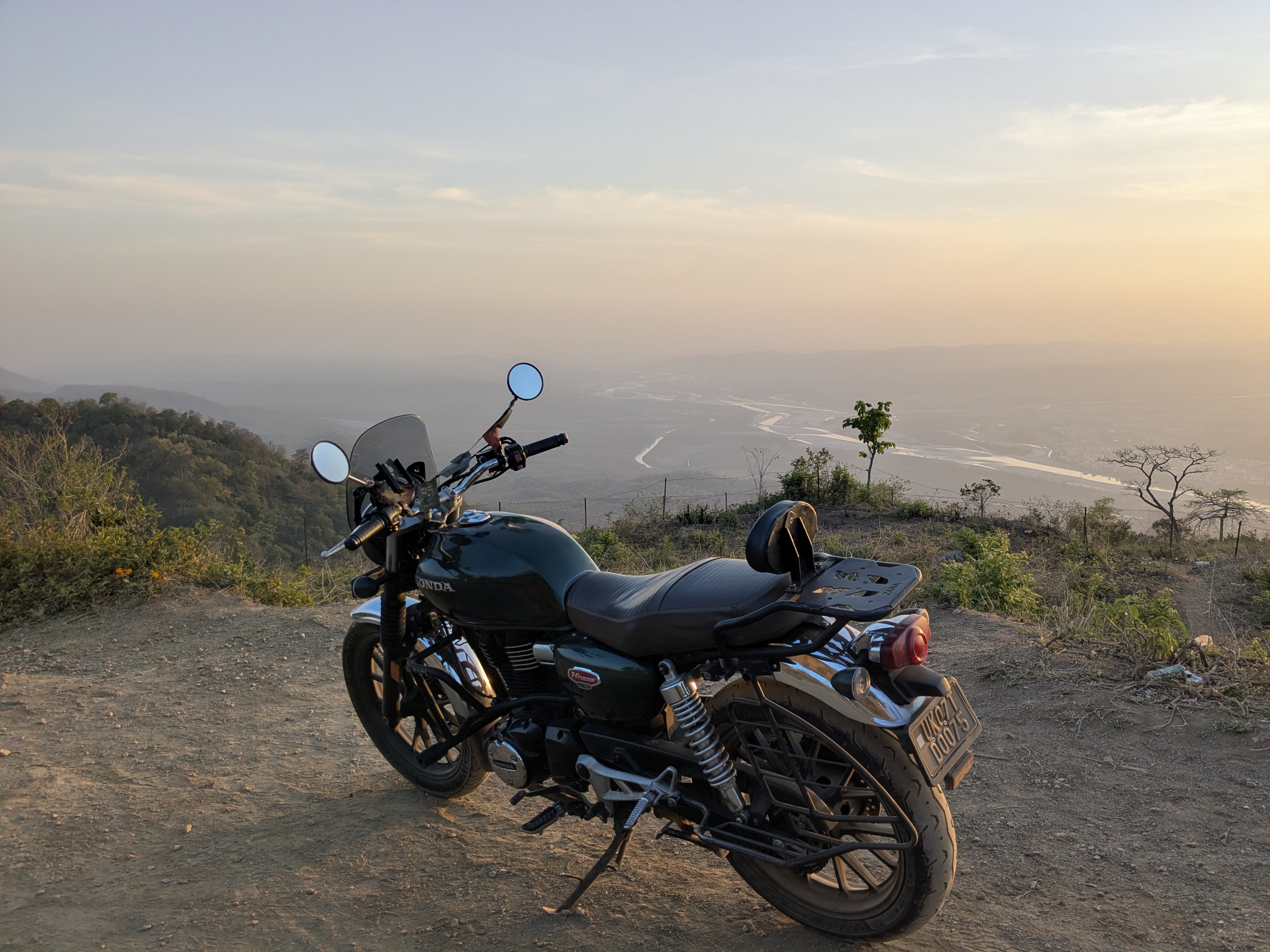 Verdant Rishikesh Views